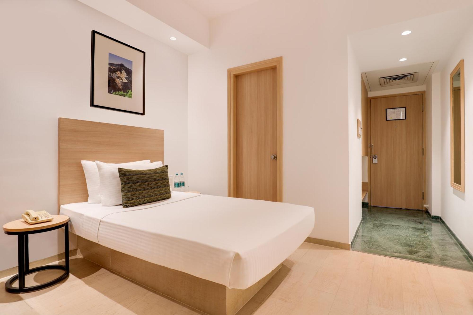 Lemon Tree Hotel Hinjewadi Pune Hinjawadi Exterior photo